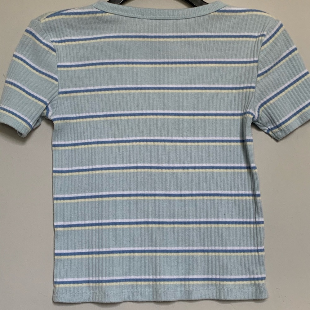 Striped top - Picture 2 of 2